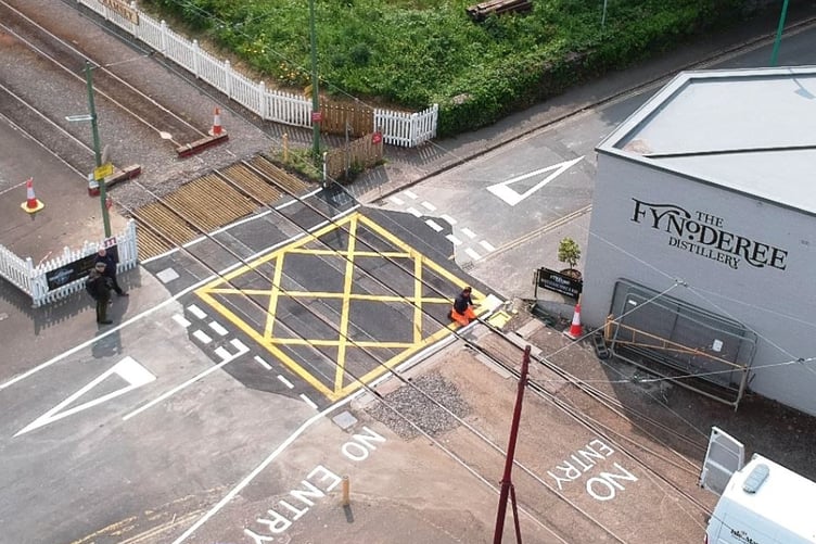 Parsonage Road crossing