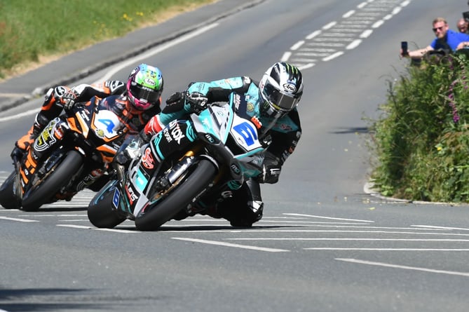 Michael Dunlop and Jamie Coward, Supersport race two 2023
