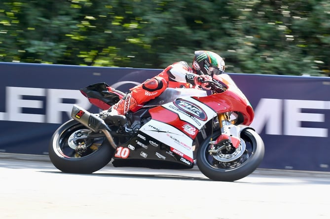 Peter Hickman, Supertwin race two