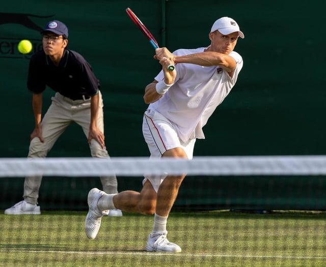 Harris one win away from Wimbledon