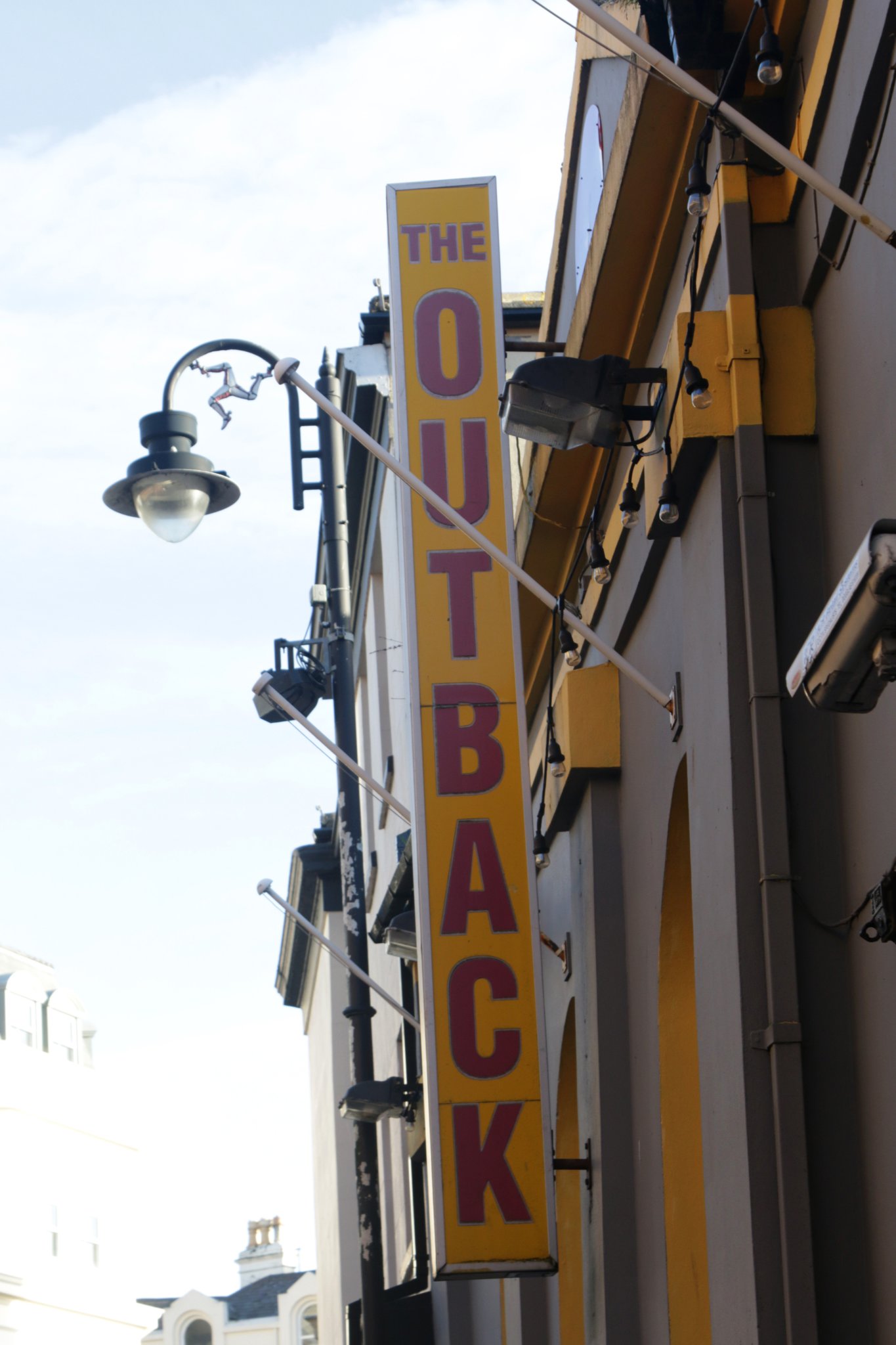 Suspended jail term for man who assaulted three women in nightclub