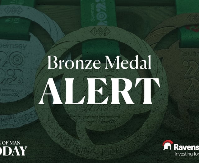 Island Games: Bronze medal for Vinas