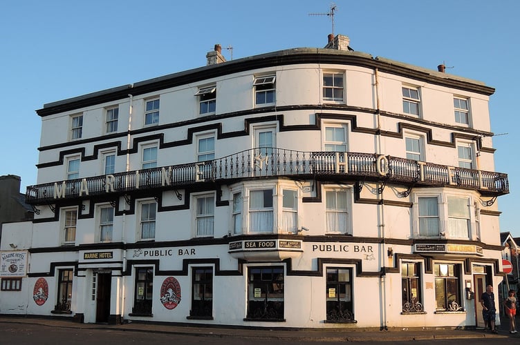 marine hotel