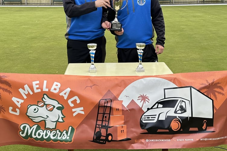Bradford and Hargraves win Noble’s men’s doubles
