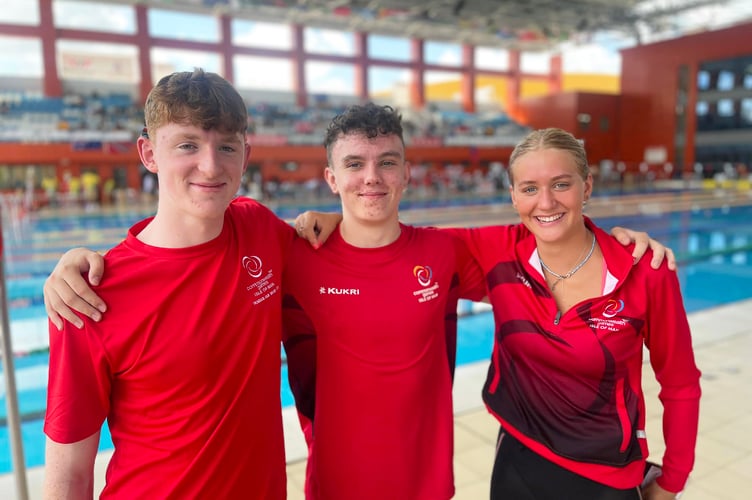 (L-r) Magnus Kelly, Connor Mealin and Ella Justice