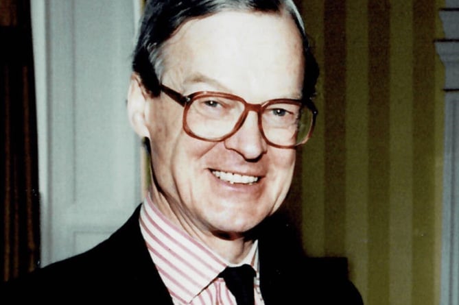 Sir Timothy Daunt, Former Lieutenant Governor