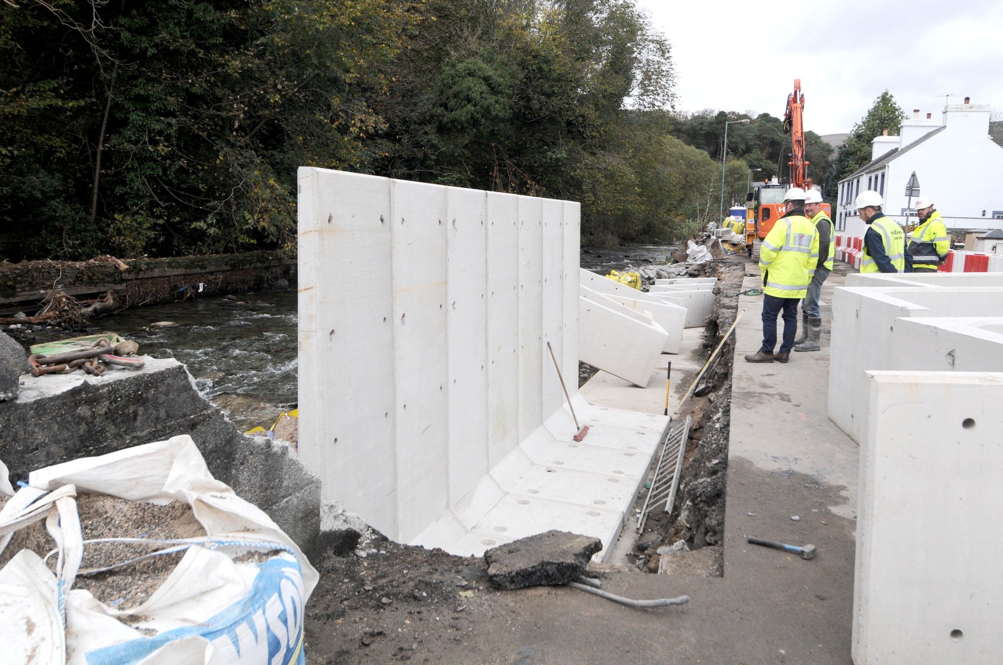 DoI seeks planning approval for new 350 metre flood wall in village