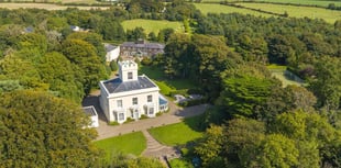 Georgian estate for sale comes with a tennis court, a lake and a gym