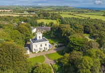Georgian estate for sale comes with a tennis court, a lake and a gym