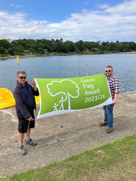 Ramsey commissioners Geoff Court (left) and Bobby Cunningham (right) with their green flag award