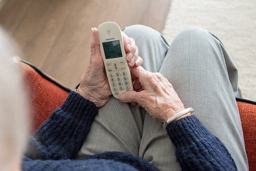 Powys residents are breng warned against scam calls exploiting Careline upgrades