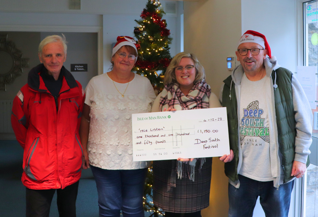 Isle listen gifted £1,150 by Deep South Festival
