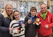 Youngsters collect treasure hunt prize