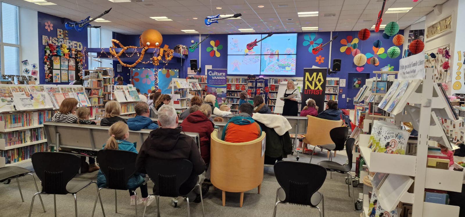 Make a difference and volunteer at a festival in 2024