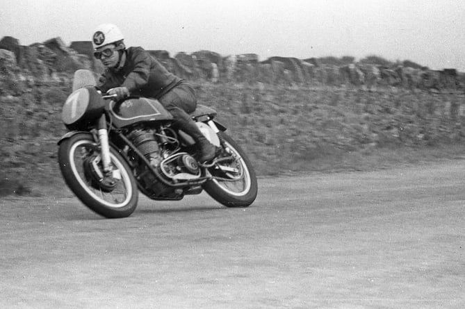 Jack Wood in the 1955 350cc race at the Southern 100