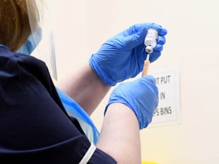 Flu vaccine to be offered to poultry workers and bird handlers