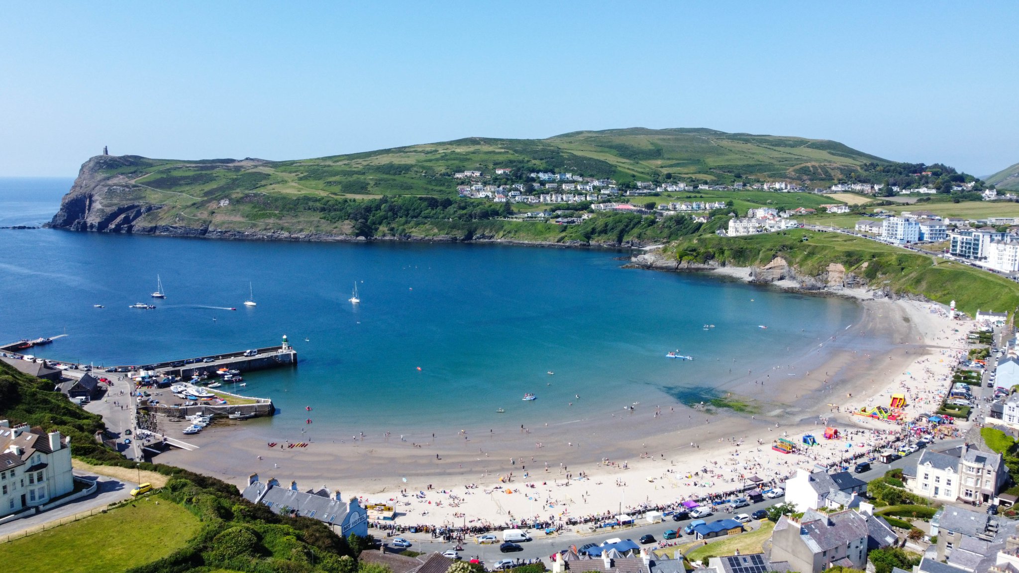 Man had to be sprayed and put in restraints after resisting arrest
