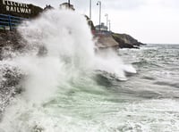 Isle of Man Met Office issue yellow weather warning for waves