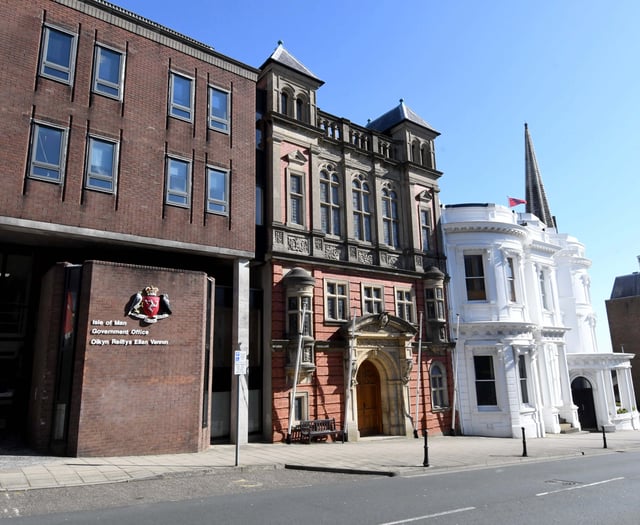 Man told staff he was 'armed' after they refused to pay his benefits