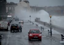 Met Office issue amber alert as strong winds to cause 'significant overtopping'