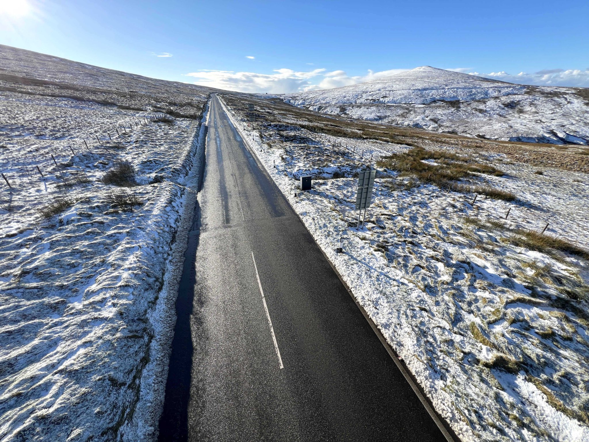 Amber weather warning with a foot of snow possible on higher ground
