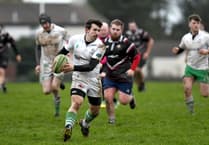 Southern Nomads move into second with Vikings win