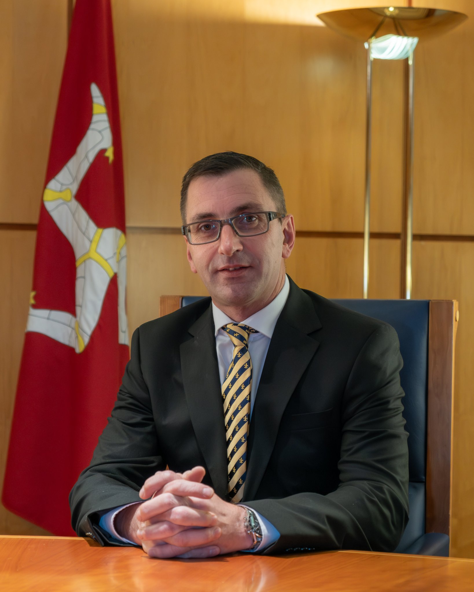 Island's most senior civil servant resigns