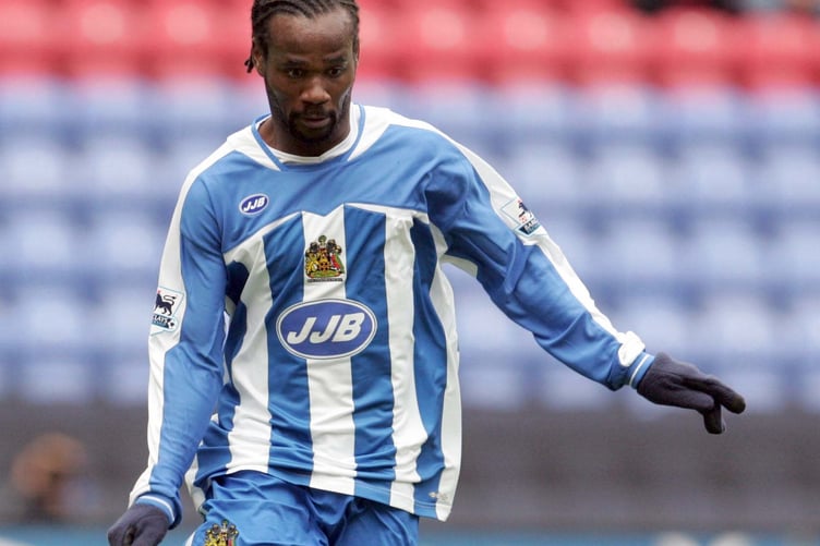 Pix by JOHN CLIFTON/SWpix.com - Wigan Athletic v Fulham, Barclays Premiership, The JJB Stadium, Wigan, 29/10/05..Picture Copyright >> Simon Wilkinson >> 07811267706..Wigan's Pascal Chimbonda