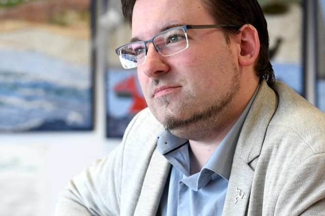 Lawrie Hooper, Minister for Health and Social Care