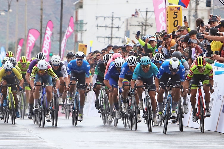 Tour Colombia 2024 - 4th Edition - 1st stage Paipa - Duitama 155,8 km - 06/02/2024 - Fernando Gaviria (COL - Movistar Team) - Davide Persico (ITA - Bingoal WB) - Mark Cavendish (GBR - Astana Qazaqstan Team) - photo Ilario Biondi/SprintCyclingAgency©2024