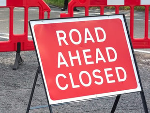 Vehicle fire shuts Richmond Hill