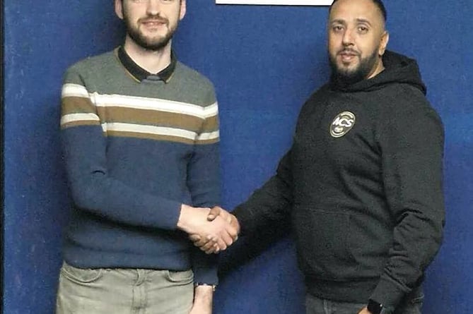 Isle of Man Billiards and Snooker Association competition secretary Darryl Hill (left) with Tony Dhadwal of Premier Snooker League title sponsor Manx Car Store