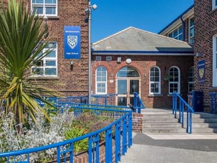 School confirms unexpected death of Year 9 pupil