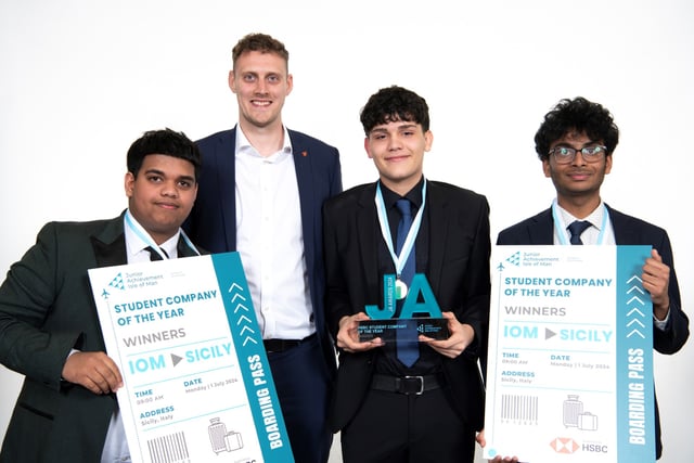 Isle of Man students off to Italy after 'smart glove' wows judges 