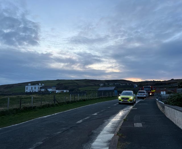 Residents in Port St Mary asked to keep windows closed due to fire