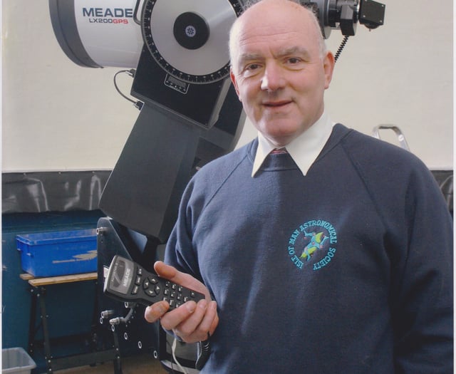 Astronomer Howard Parkin to deliver talk on island's 'darker skies'