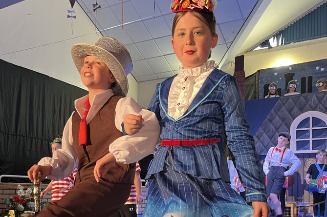Sulby School put on a magical performance of Mary Poppins