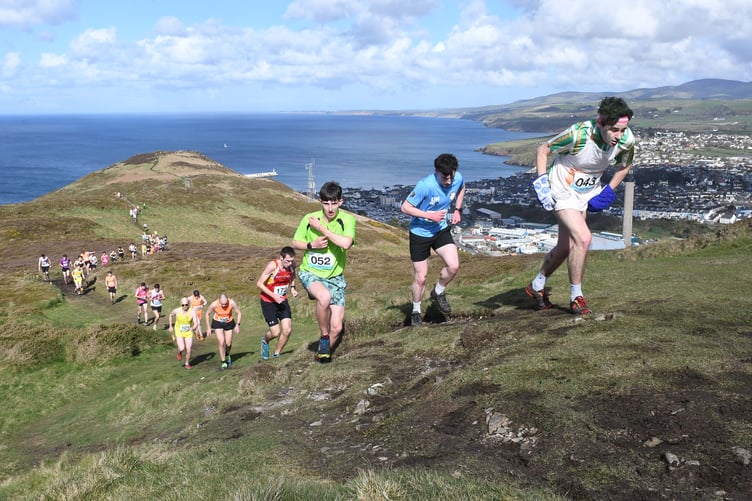 The early stages of the men's Peel Hill race in last weekend's Easter Festival of Running. Christopher Killey (No.172) was the leading local in 51st, five places ahead of fellow Manxman James Harrison (wearing blue top) in 56th (Photo: Dave Kneale)