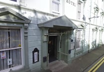 Man put on the ground and restrained by police after pub argument