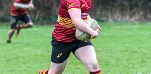 Douglas begin defence of Manx Cup in style