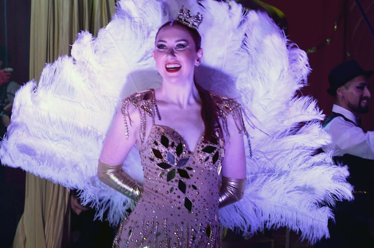 Gandeys Circus performance