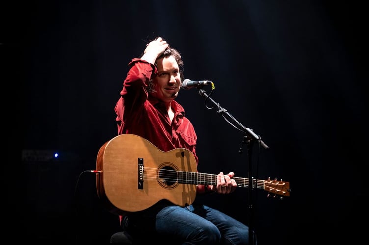 Davey Knowles playing at the Gaiety with music promoter Lenny Conroy on drums