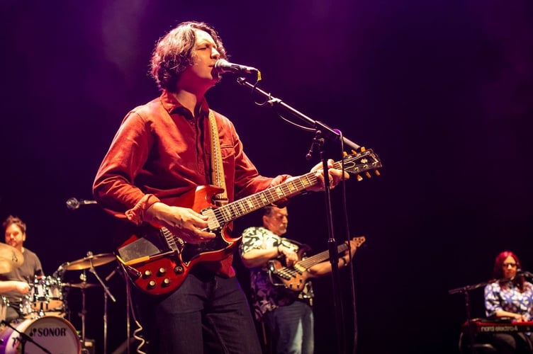 Davey Knowles playing at the Gaiety for music promoter Lenny Conroy's final gig