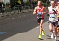 Atherton leads locals in London Marathon