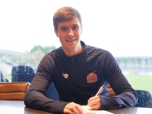 Long signs new deal with National League side AFC Fylde