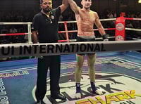 Debut pro win for Ashworth-Hayes