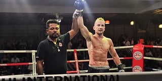 Debut pro win for Ashworth-Hayes