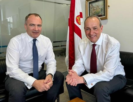 Chief Minister Alfred Cannan meets with senior government figures in