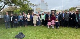 Etching unveiled during Douglas ceremony to honour famous Manx poet