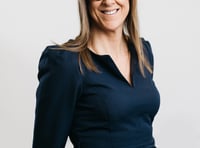 Head of Compliance at consultancy firm wins top leadership award